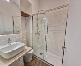 Одноместный номер двуспальная кровать в Hotel y Apartamentos Doña Lola