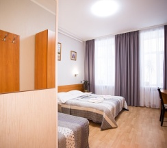 Трехместный номер с тремя раздельными кроватями в Шале де Прованс