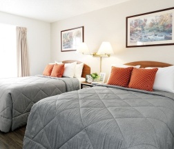 Четырёхместная студия 2 отдельные кровати в InTown Suites Extended Stay Denver CO - Aurora Havana Street
