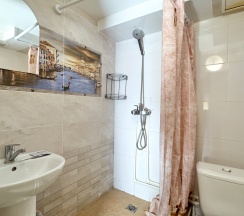 3х местный стандарт с видом на столовую  (номер на цокольном этаже) в Эргес