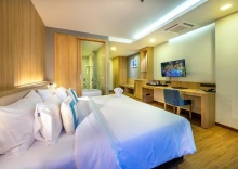 Номер Deluxe с видом на бассейн в PLAAI Prime Hotel Rayong SHA Extra Plus