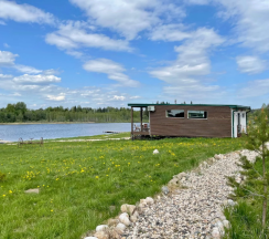 Коттедж с террасой в Chuchemlya eco village