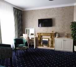 Улучшенный четырёхместный стандартный номер в Хан