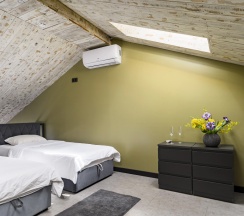 Двухместный номер Comfort с балконом 2 отдельные кровати в 28/29