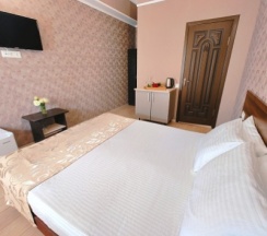 Двухместный комфорт с общей террасой  в Уральские самоцветы