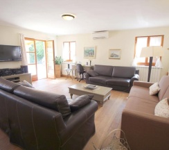 Коттедж в Holiday Home Valmoneda