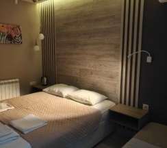 Двухместные апартаменты Comfort с балконом и с видом на город (двуспальная кровать) в Лазурный