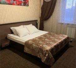 Стандартный двухместный номер с 1 большой кроватью в Шоколад