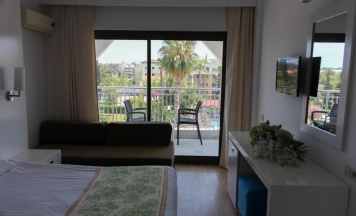 Номер в Serra Park Hotel