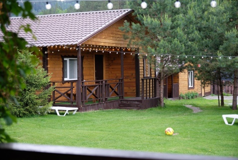 Усть-Сема: Коттедж BraunHaus