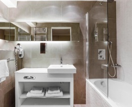 Двухместный номер семейный Superior двуспальная кровать в Mercure Paris Vaugirard Porte de Versailles