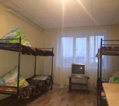 Кровать в общем номере в Дорожная