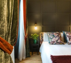 Двухместный люкс двуспальная кровать в Living Suites
