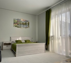 Трехместный номер с балконом № 5 в Алания