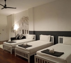 Трёхместный номер Standard в Chino Town at Yaowarat Phuket