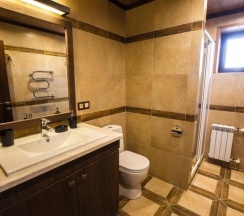 8-местный 5-комнатный коттедж премиум в Резиденция 888