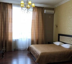 Номер полулюкс с 1 двуспальной кроватью в Luxor