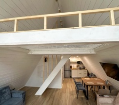 Шестиместный коттедж с красивым видом из окна в Rassvet House Togliatti