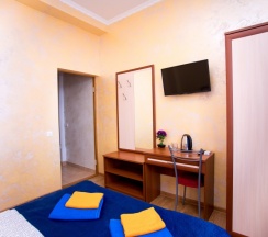 Бюджетный двухместный номер в Rose manor