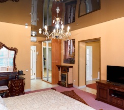 Номер люкс королевский в Пантера