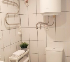 Улучшенный номер с балконом в Apartin