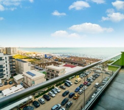 Апартаменты с 2 комнатами в Alezzi Beach Resort