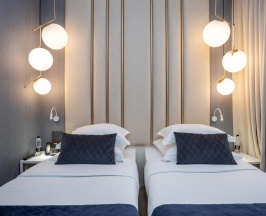 Твин с панорамным окном в V hotel Tverskaya