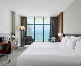 Номер Executive, с видом на море - с двуспальной кроватью в Pullman Sochi Centre