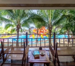 Двухместный номер Deluxe с видом на бассейн двуспальная кровать в PP Mountain Beach Resort and Waterpark