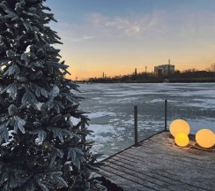 Зеркальный дом в F911