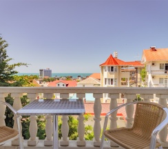 Модерн  (Двухкомнатный 3-х местный номер с балконом) в Odeon