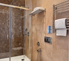 Улучшенный стандарт с 1 двуспальной кроватью в ITALYANSKAYA 29 Hotel