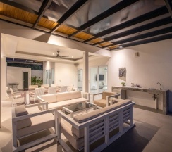 Четырёхместная вилла Superior с 3 комнатами в Orchid Paradise Homes OPV218