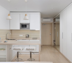 Стандарт с видом на город (высокий этаж) в Yes Marata