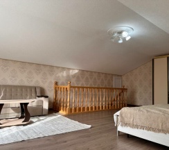 Двухэтажные апартаменты в центре в Как Дома 05