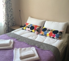 Двухместный номер ( 1 кровать) в МК Краски