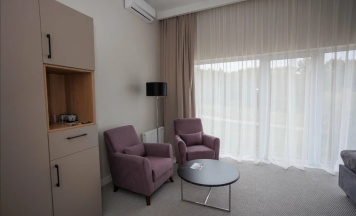 Люкс с видом на город в Garden Hotel & SPA