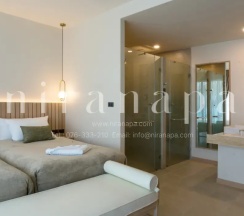 Двухместный номер Deluxe с видом на бассейн (двуспальная кровать) в Niranapa Boutique Resort