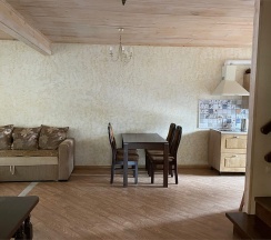 Бунгало в Эдельвейс