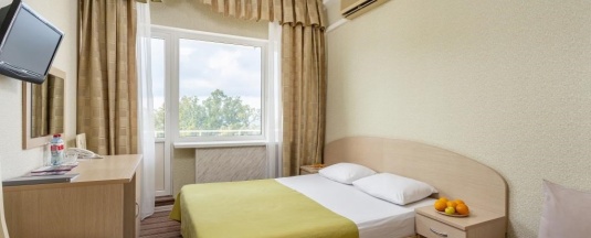 Стандарт Double с видом на парк в Azimut Прометей Небуг