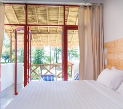 Номер Family в Pajamas Koh Chang