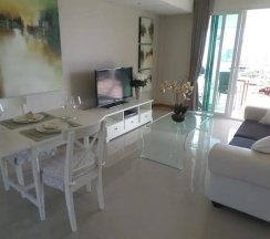 Апартаменты Пентхаус c 1 комнатой с балконом в Westbury Residence