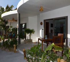 Номер Deluxe с балконом и с красивым видом из окна в Отель Secret Garden Beach Resort