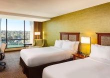 Двухместный номер Executive 2 отдельные кровати в Holiday Inn Austin -Town Lake, an IHG Hotel