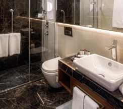 Двухместный клубный номер Deluxe двуспальная кровать в Sheraton