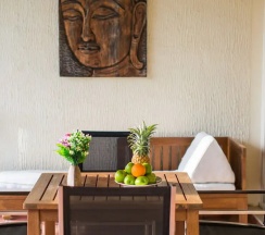 Вилла с 3 комнатами с балконом в Viola Pool Villa