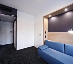 Двухместный номер Connected двуспальная кровать в BonHotel