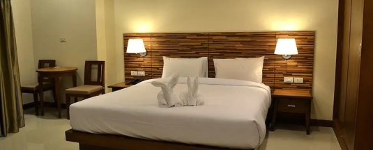 Полулюкс с балконом в D Xpress Apartment