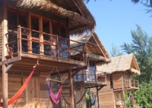 Номер Standard beachfront в Castaway Resort Koh Lipe