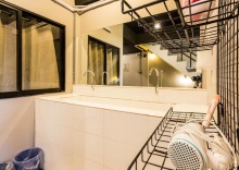 Кровать в общем номере в Jeune Hostel Chiang Mai